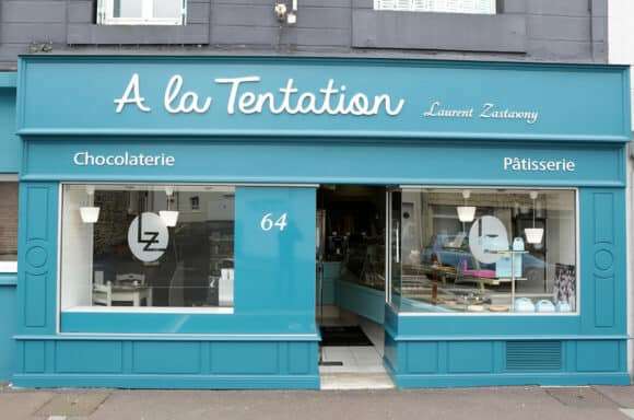 Design extérieur de la pâtisserie La tentation